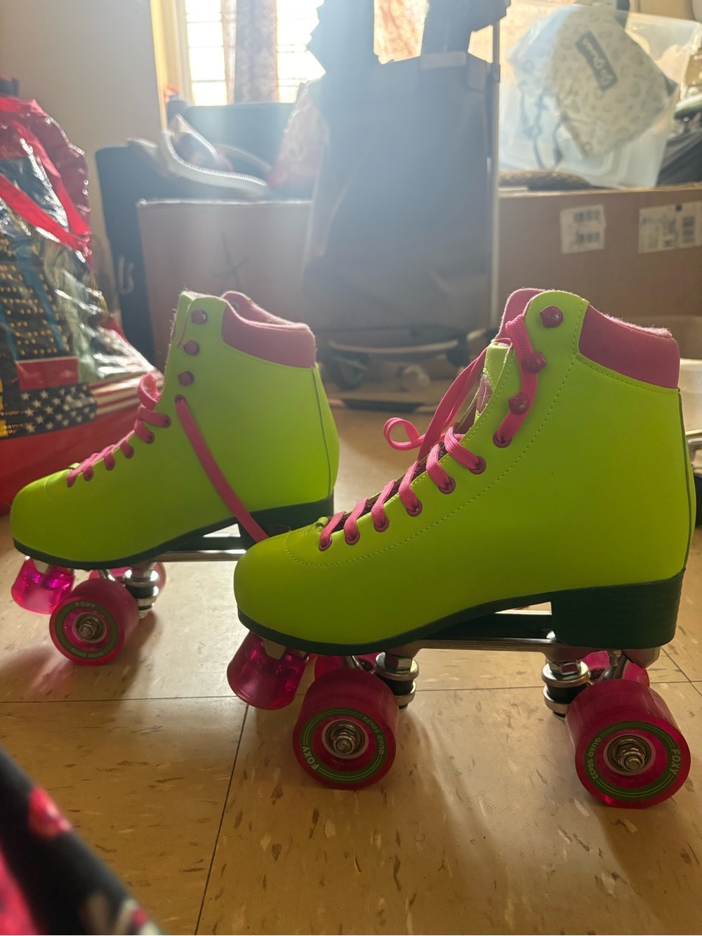Neon Green & Pink foxy skates